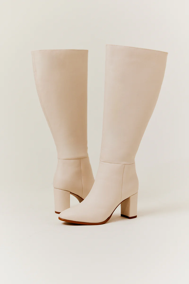 Kylie Heeled High Leg Boot - Image 3