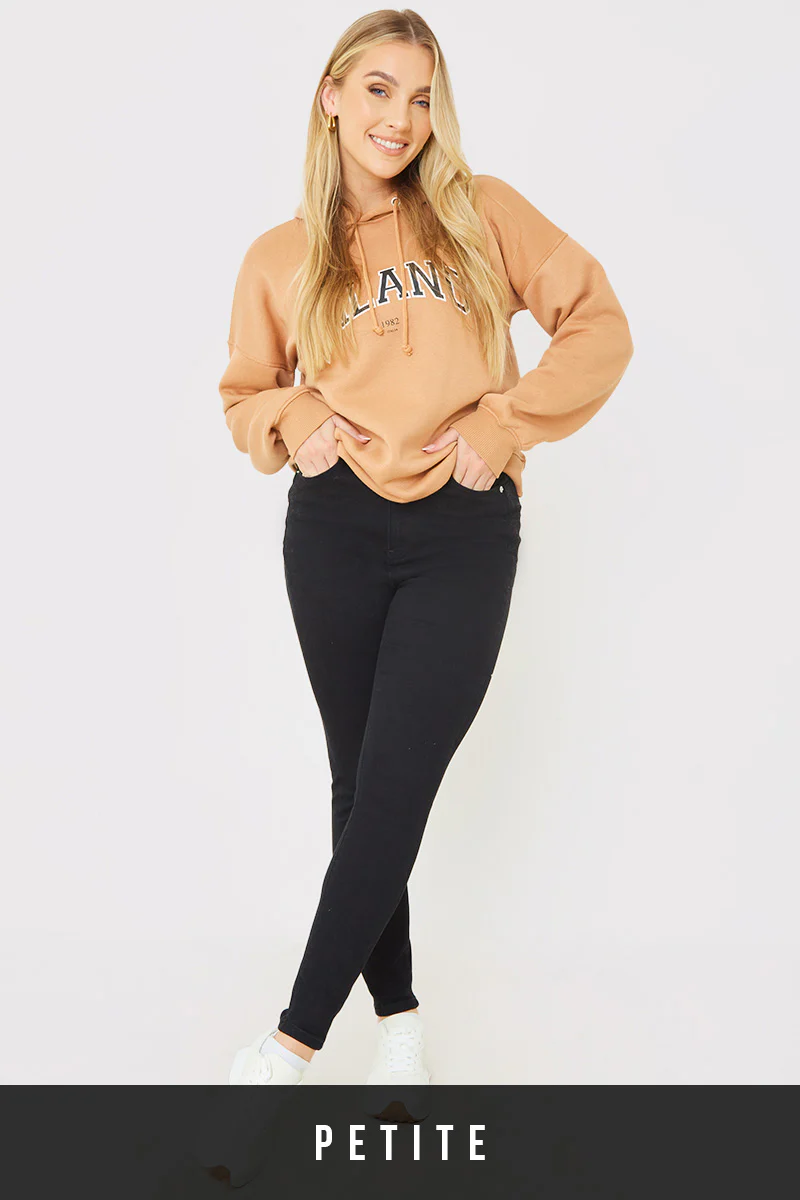 Lift and Sculpt Skinny Jean - Image 18