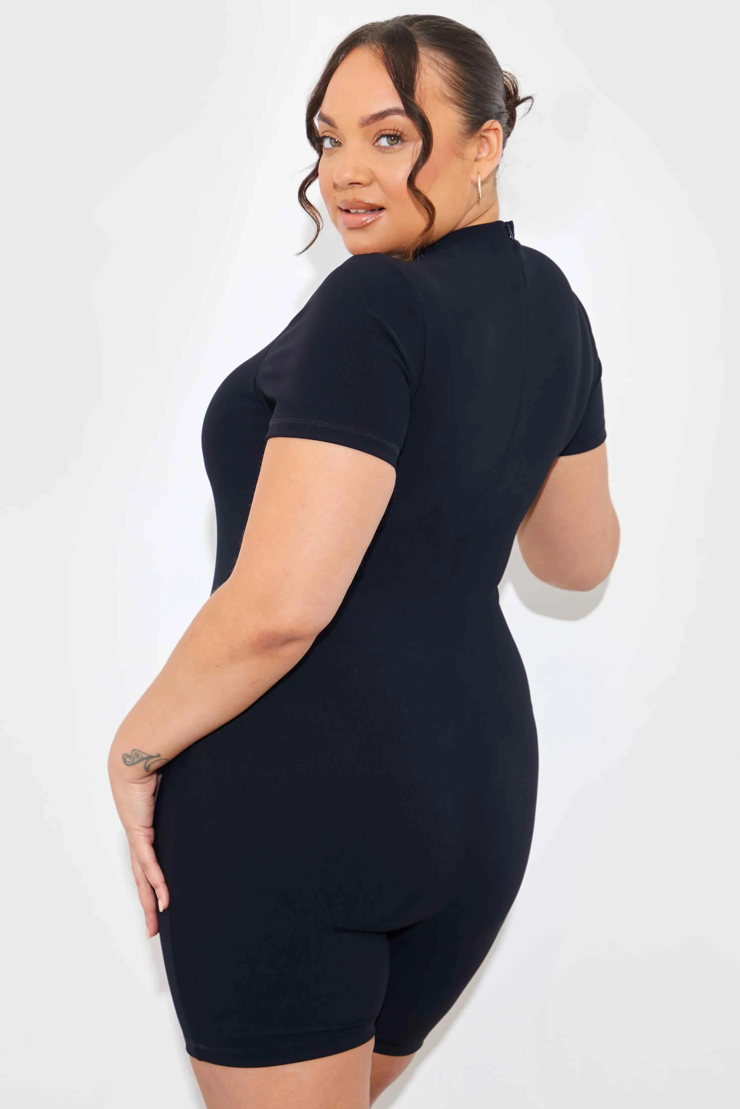 Built-in Bra Short Sleeve Sculpt and Control Short Unitard - Image 6