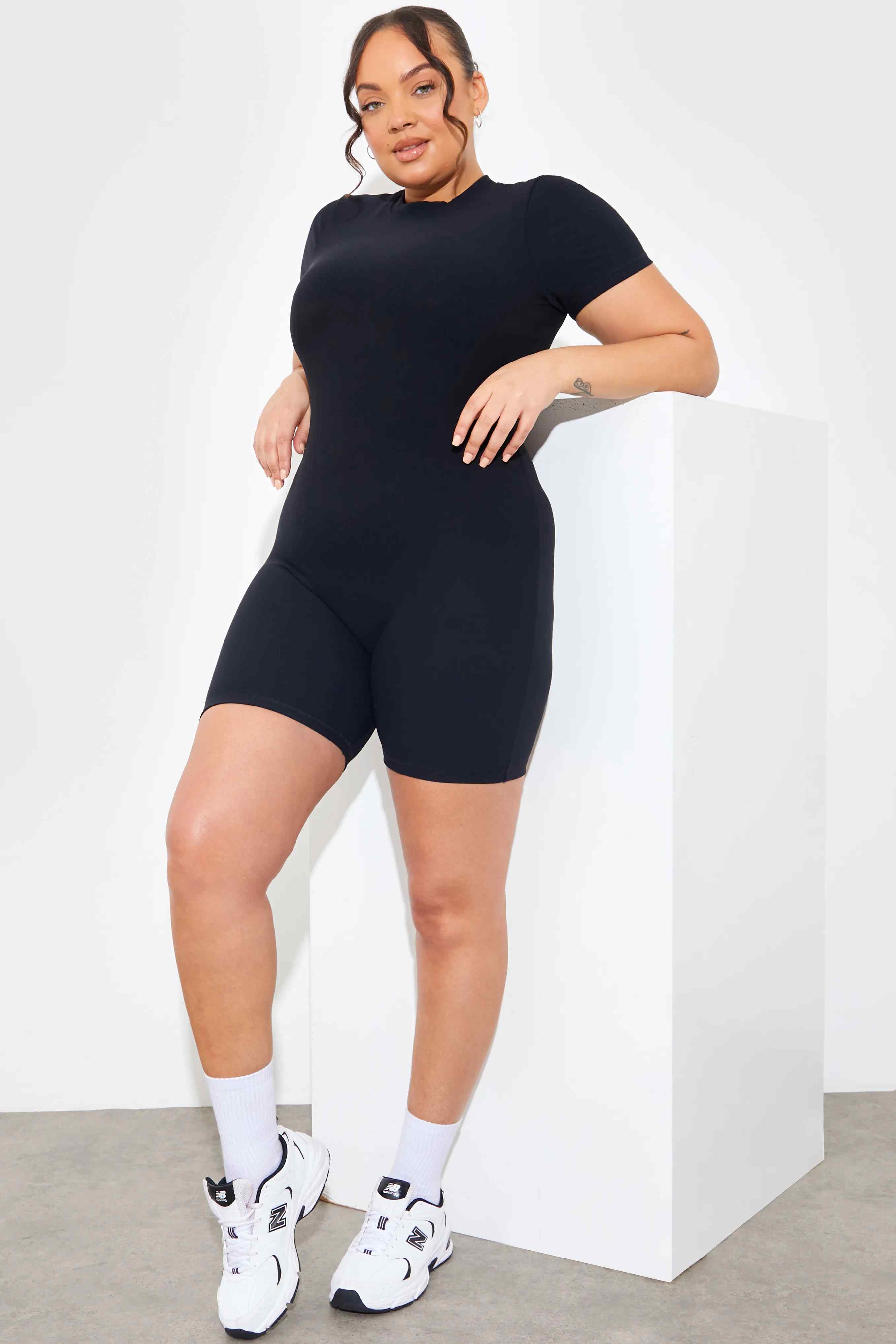 Built-in Bra Short Sleeve Sculpt and Control Short Unitard - Image 8
