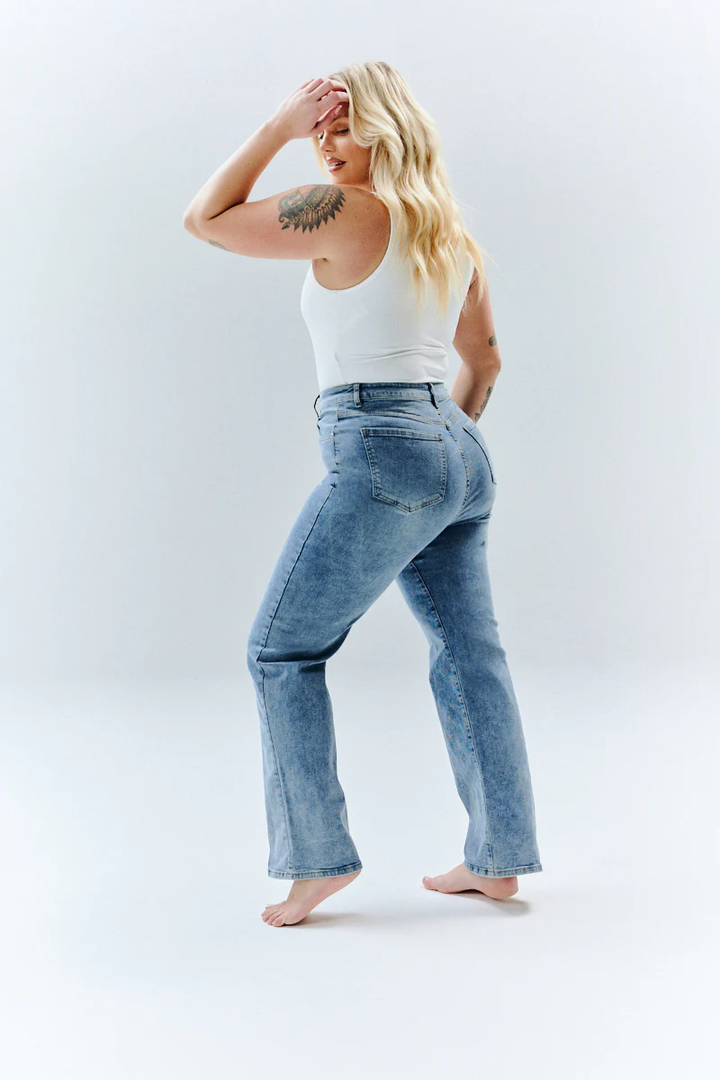 Sienna Straight Leg Jean - Image 7