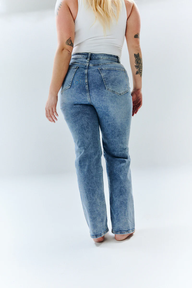 Sienna Straight Leg Jean - Image 8